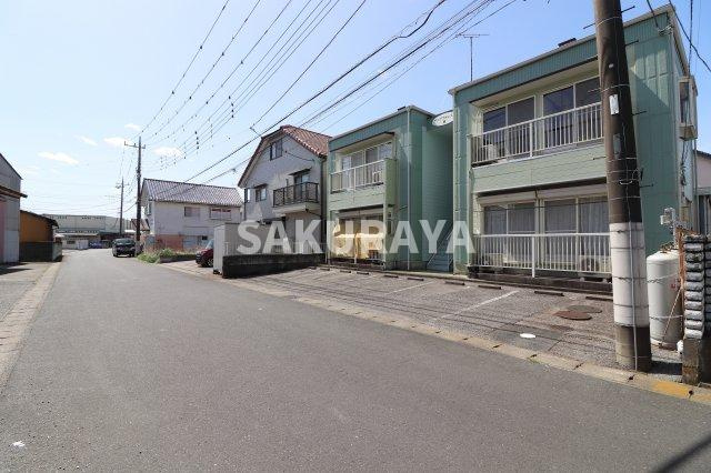 ヤングフォレスト2の駐車場