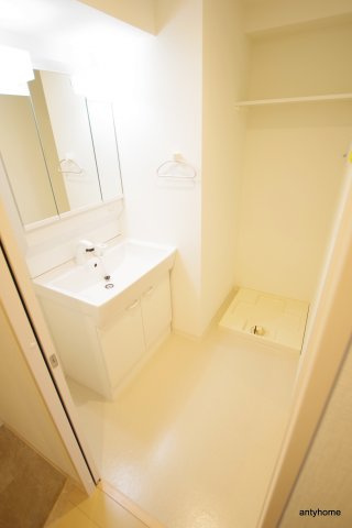 ユーズ7番館　仲介手数料無料の洗面所