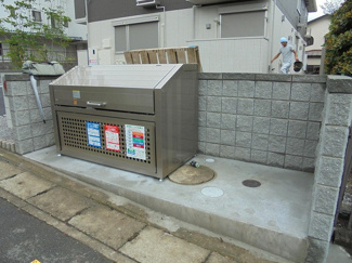 【その他共用部分】 | 敷地内ごみ置き場でごみ出しもらくらく～♪忙しい社会人さんや主婦さんにもうってつけ！