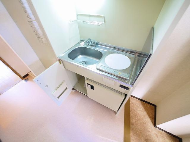 メゾンラポールのキッチン|お料理しやすいキッチンです