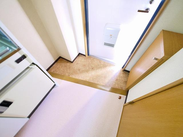 メゾンラポールの玄関|きれいな玄関です