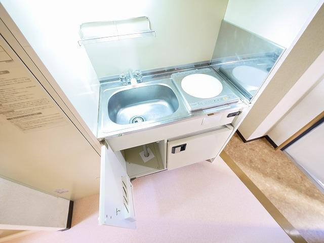 メゾンラポールのキッチン|お料理しやすいキッチンです