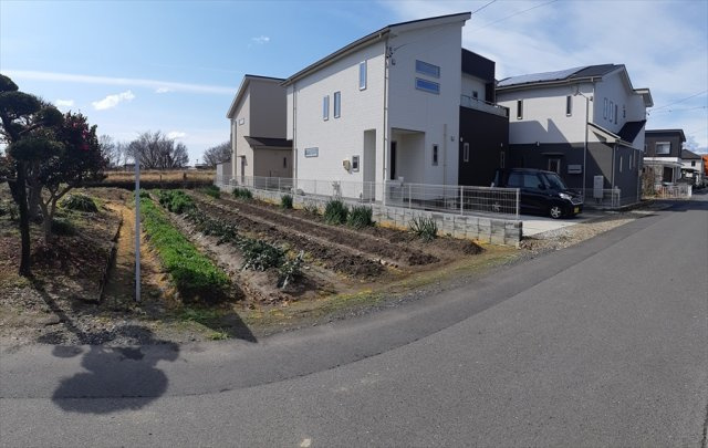 ４６７７１　岐阜市須賀土地の前面道路含む現地写真