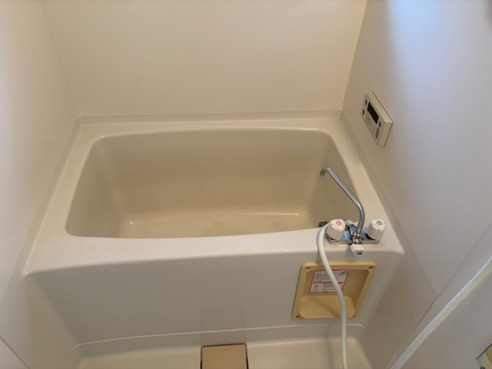 セジュールシャンスⅡ B棟の浴室|お風呂で日々の疲れを落としましょう