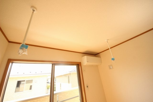 ローズマリー　のその他共用部分|室内物干しです