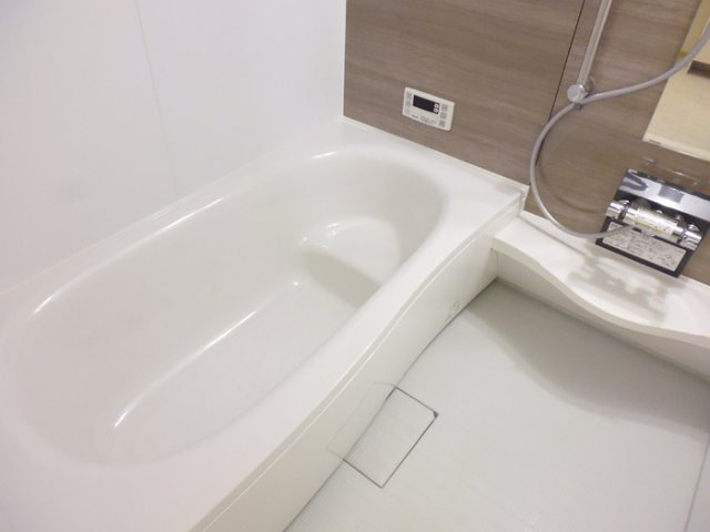 グランドソレーユRSの浴室|コンパクトで使いやすいお風呂です