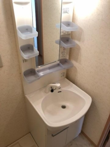 リーベン ルーチェの洗面所|洗面所です