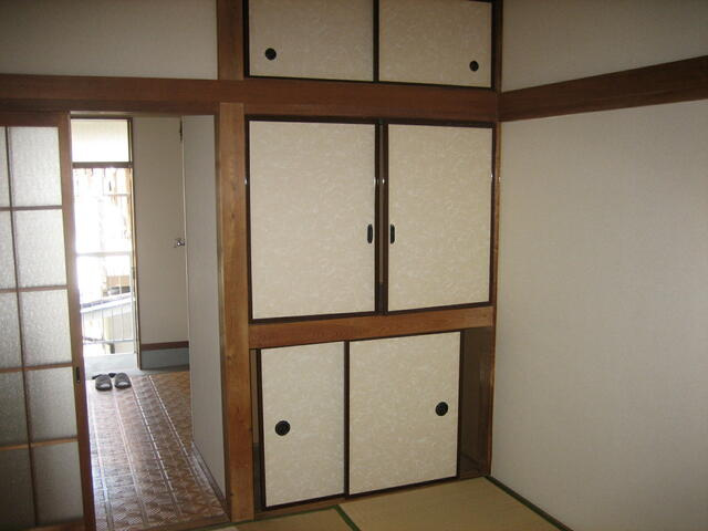 日の出コーポの収納