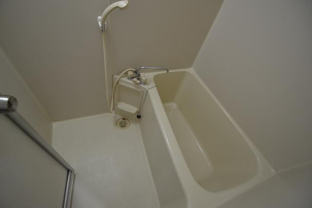 ピアーチェ新庄の浴室