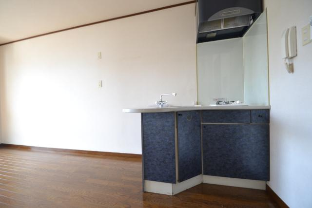 ピアーチェ新庄の居間・リビング