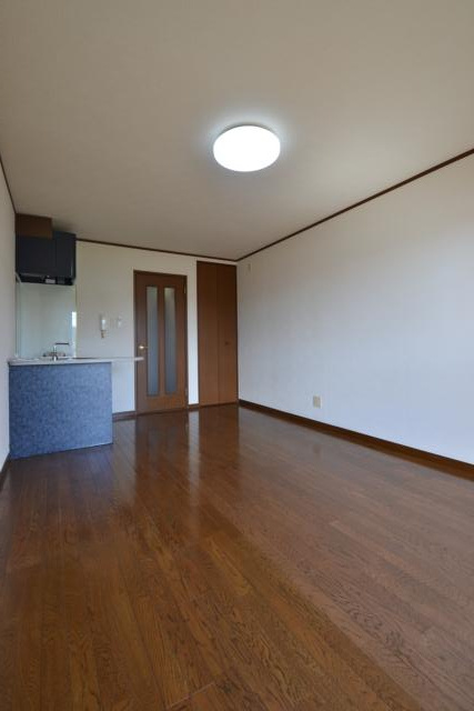 ピアーチェ新庄の洋室