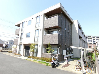 【外観】 | オーソネタウンハウス十番館 | 東急東横線「綱島」駅・東急新横浜線「新綱島」駅まで徒歩圏内！2駅2沿線利用可能で通勤通学にも便利な立地の3階建てマンションです☆