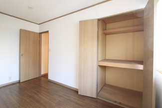 【収納】 | セリーシア葛城Ａ | 便利な収納スペースです