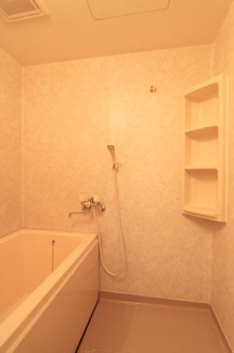 【浴室】 | セリーシア葛城Ａ | 日々の疲れを癒すお風呂付です