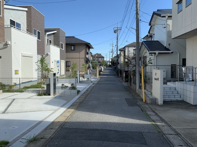 【価格変更】八千代緑が丘駅徒歩圏　オール電化住宅＆スカイバルコニーの家　3.180万円～の前面道路含む現地写真