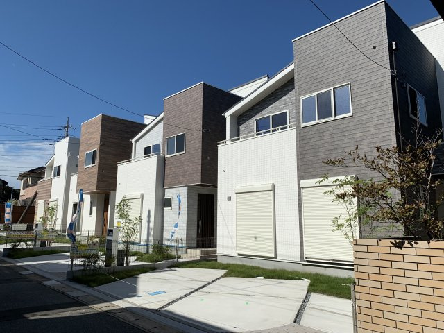 【価格変更】八千代緑が丘駅徒歩圏　オール電化住宅＆スカイバルコニーの家　3.180万円～の前面道路含む現地写真