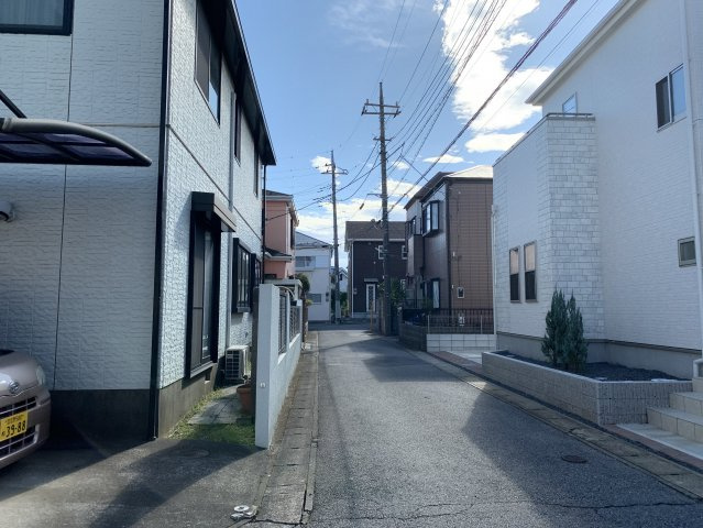 【価格変更】八千代緑が丘駅徒歩圏　オール電化住宅＆スカイバルコニーの家　3.180万円～の前面道路含む現地写真