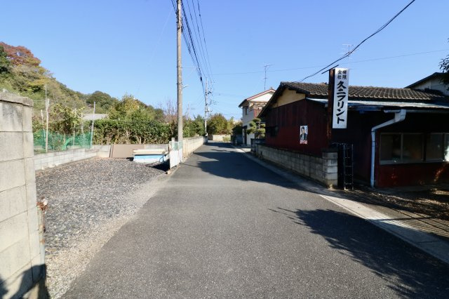 足利市岩井町の売地の前面道路含む現地写真