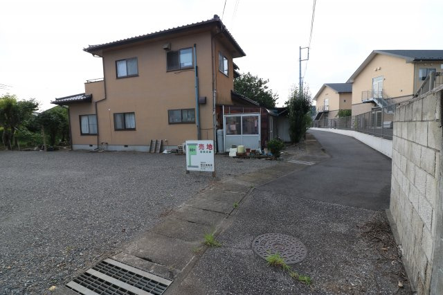 足利市今福町の売地の前面道路含む現地写真