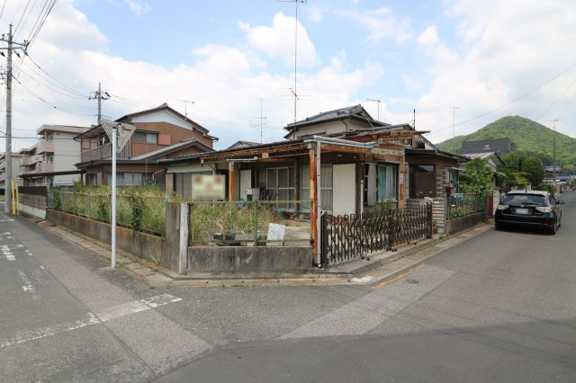 足利市毛野新町４丁目の売地