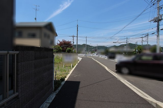 足利市新山町の売地の前面道路含む現地写真