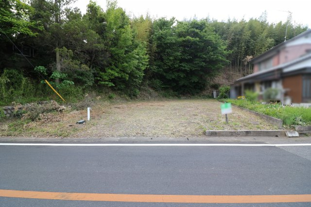 足利市助戸新山町の売地の外観