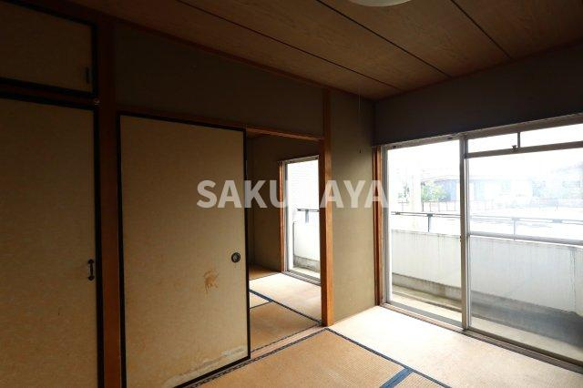 進峰マンションA棟の和室