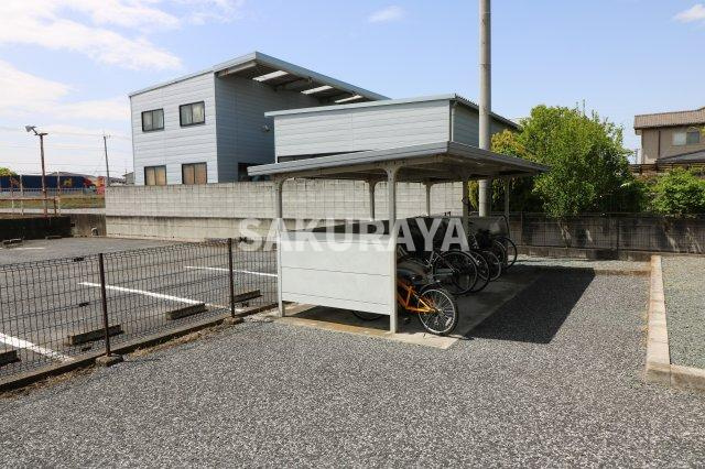 ウィンドフィルの駐車場