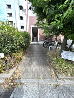 【庭】 | ペルルラヴィ