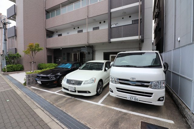 【駐車場】 | レークス大阪城イースト