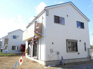 【外観】 | 97坪・駐車場6台・南向き・４SLDKとワイドバルコニー・大越小・加須北中・デザインリフォーム住宅・すぐ住めます