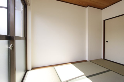 【和室】 | コスモハイツリゾ | 和室、ちょっとしたくつろぎスペースにいかがでしょうか