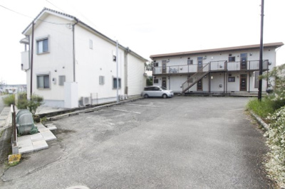 【駐車場】 | コスモハイツリゾ | 駐車場があります