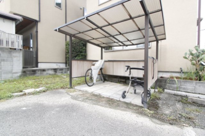 【その他共用部分】 | コスモハイツリゾ | 駐輪場です