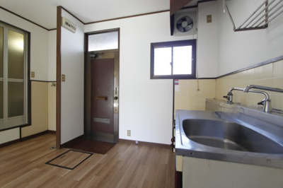 【居間・リビング】 | コスモハイツリゾ | 使いやすい居間です