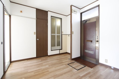 【居間・リビング】 | コスモハイツリゾ | 居間です