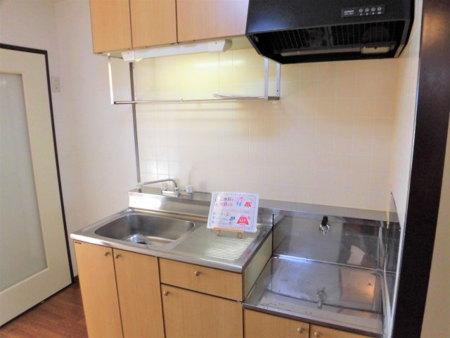 SurplusⅠSky　hills　B棟のキッチン|イメージ写真