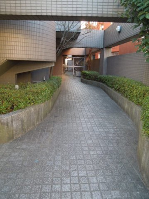 【エントランス】 | グレイスヒル二本木