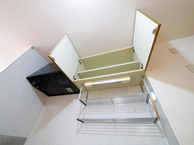 ヴェルリバージュのキッチン|コンパクトなキッチンで掃除もラクラク