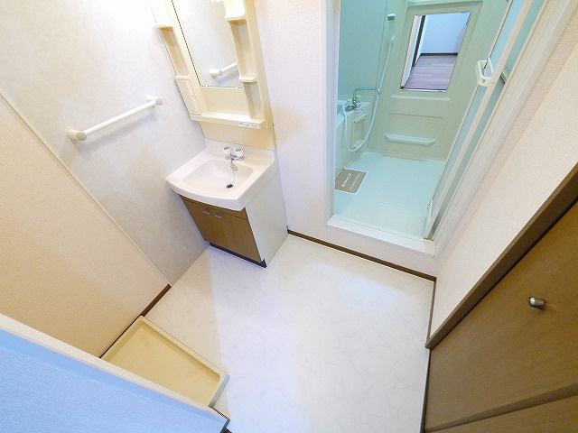 ヴェルリバージュの洗面所|忙しい朝には欠かせない洗面所です