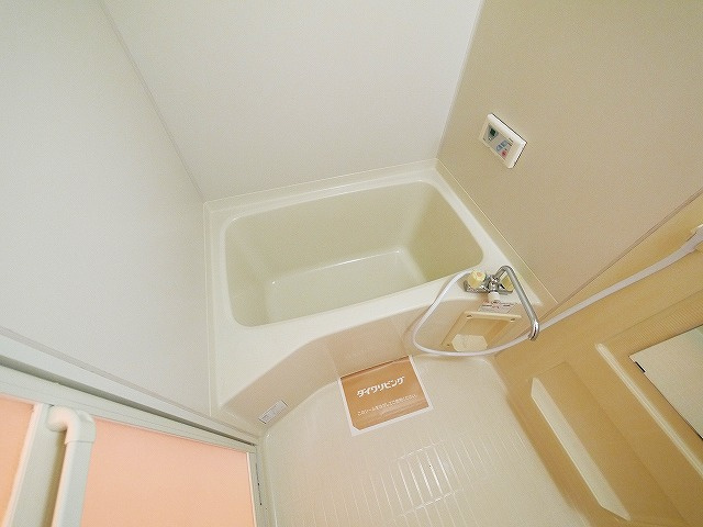 ヴェルリバージュの浴室|日々の疲れを癒すお風呂付です