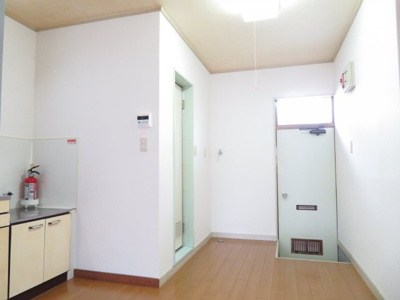 【居間・リビング】 | スリーゼヤマモト