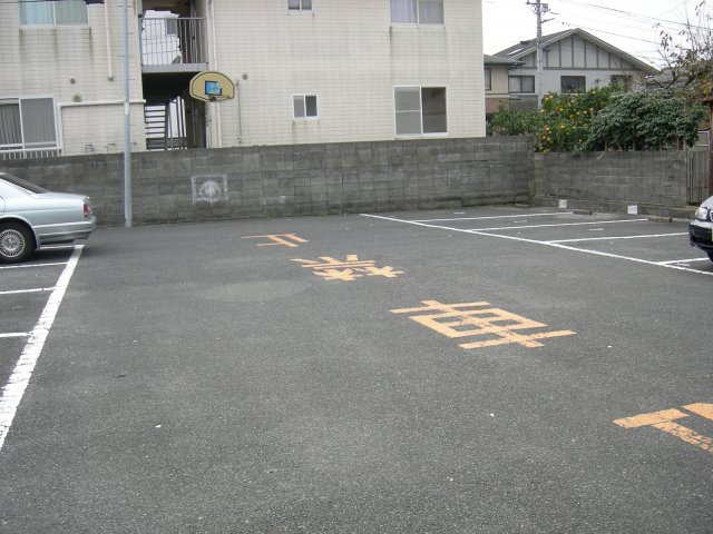 熊原駐車場の外観