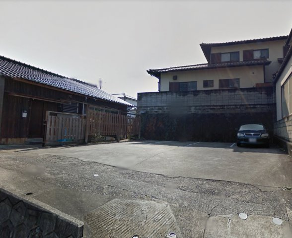 二タ子駐車場の外観