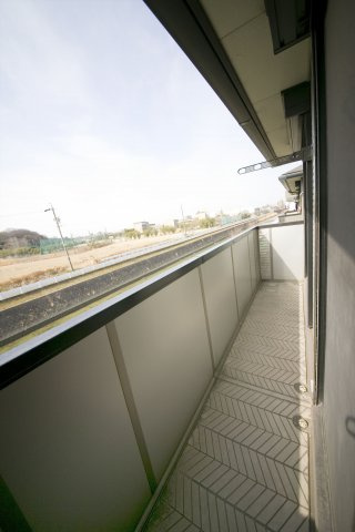 カーサソレイユA棟のバルコニー
