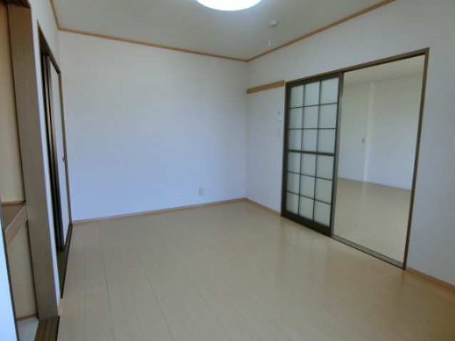 アグレーブルYの和室|イメージ203号室の写真（反転あり）