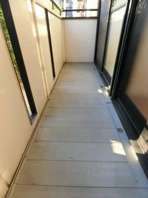 【バルコニー】 | トリヴァンベール松川