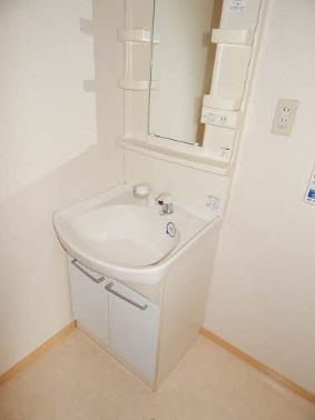 レシデンシア小森野　A棟の独立洗面台|独立洗面化粧台が付いています