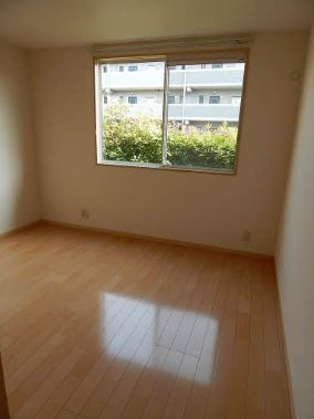 レシデンシア小森野　A棟の洋室|コンパクトで使いやすい洋室です