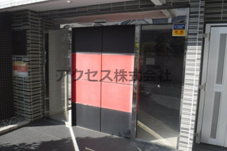 【エントランス】